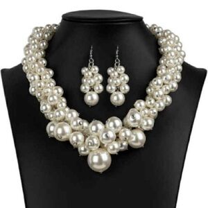 Zi COLLECTION Elegant Pearl Necklace and Earring Set